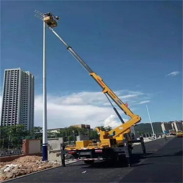 皇桐镇维修路灯的曲臂升降车出租