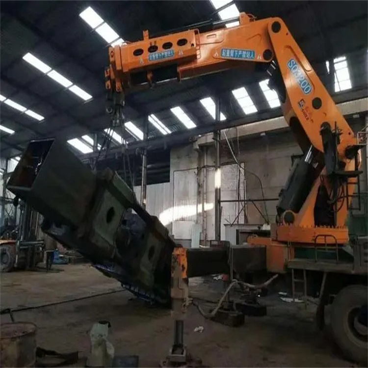 皇桐镇200吨折臂吊出租